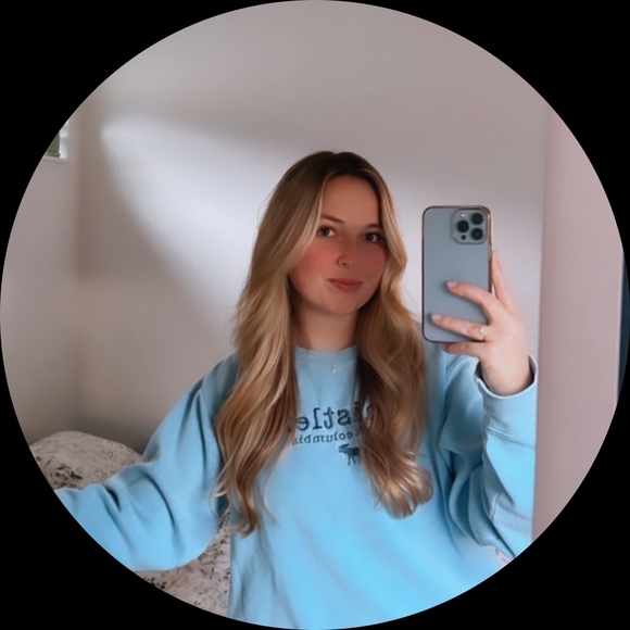 hailee_221998